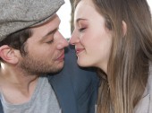 Où avez-vous le plus de chance de rencontrer le « grand amour » ? Le baiser - Paris