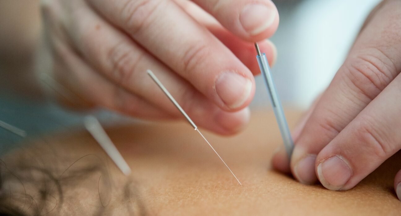 découvrez des solutions pour soulager les douleurs dorsales avec notre gamme de produits de soulagement des douleurs.